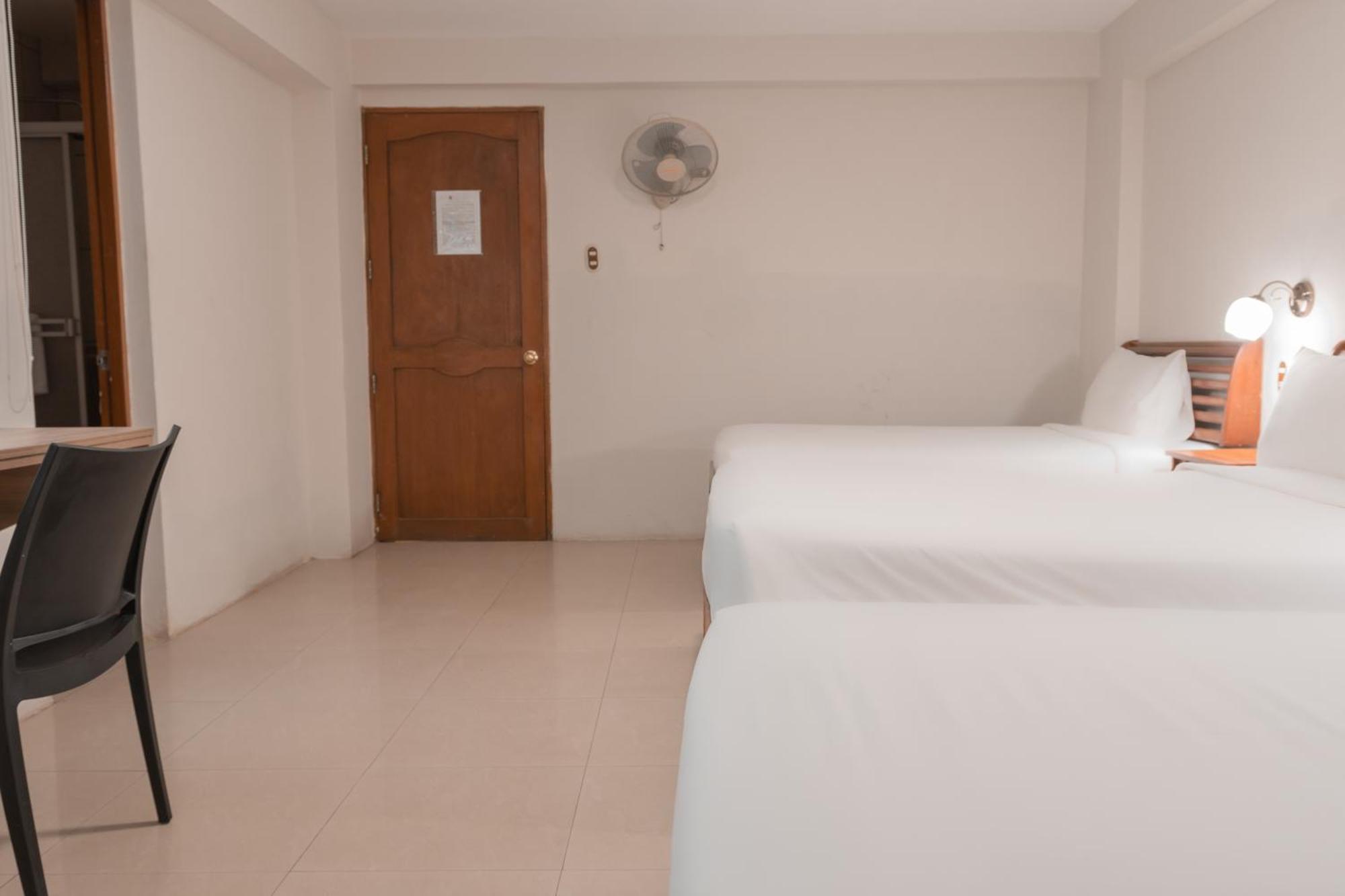 Hotel Alexander Trujillo Szoba fotó